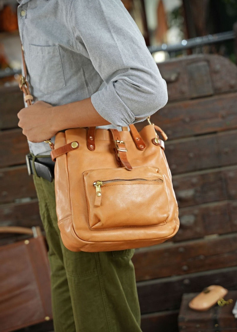 Full-grain Cowhide Leather Retro Shoulder Bag Vegetable Tanned Crossbody Bag Men and Women Casual Bag